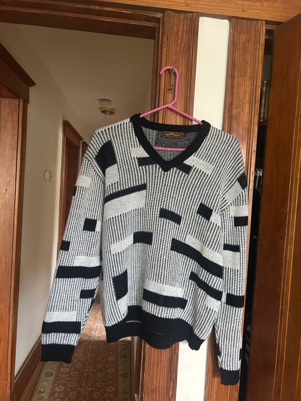 Sergio Valente Black & White Geometric V-Neck Sweater Vintage 80s